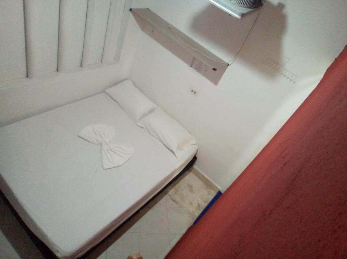 Hostal Sarita Вільяв'єха Екстер'єр фото